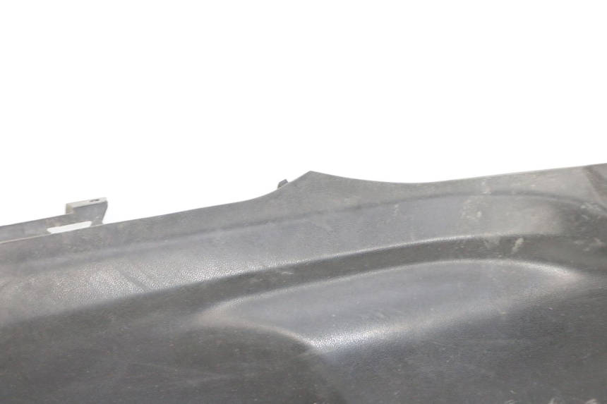 photo de TAPA REPOSAPIES CONEXION IZQUIERDA SUZUKI BURGMAN 650 (2013 - 2020)