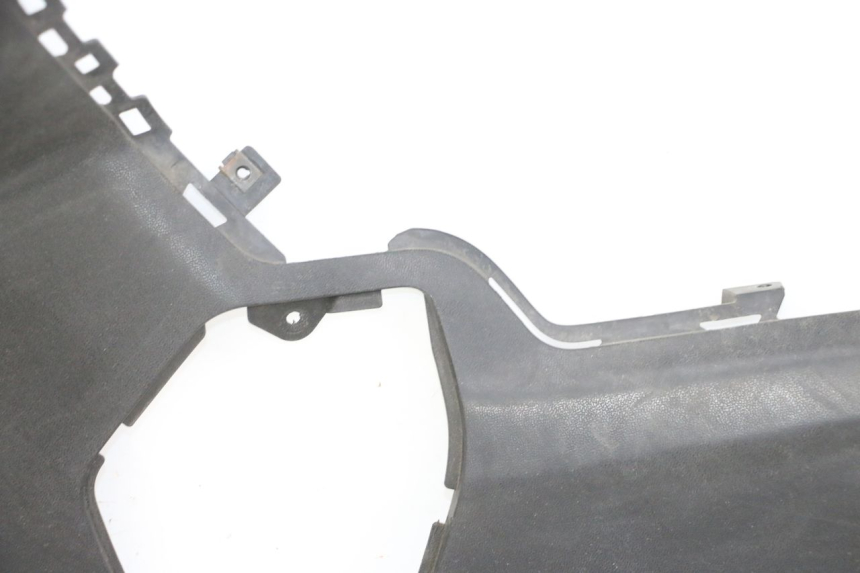 photo de TAPA REPOSAPIES CONEXION IZQUIERDA SUZUKI BURGMAN 650 (2013 - 2020)