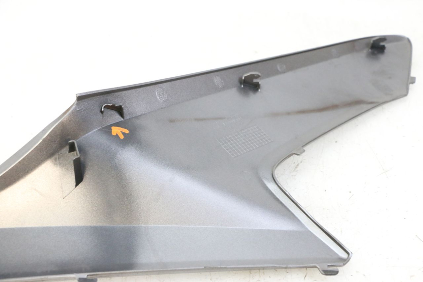 photo de TAPA REPOSAPIES CONEXION IZQUIERDA HONDA FORZA ABS 300 (2013 - 2019)