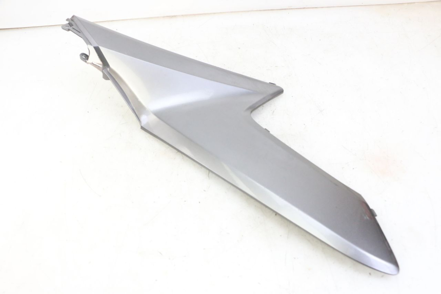 photo de TAPA REPOSAPIES CONEXION IZQUIERDA HONDA FORZA ABS 300 (2013 - 2019)
