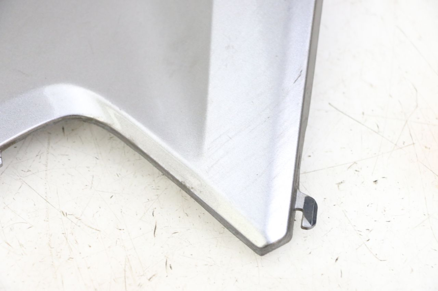 photo de TAPA REPOSAPIES CONEXION IZQUIERDA HONDA FORZA ABS 300 (2013 - 2019)