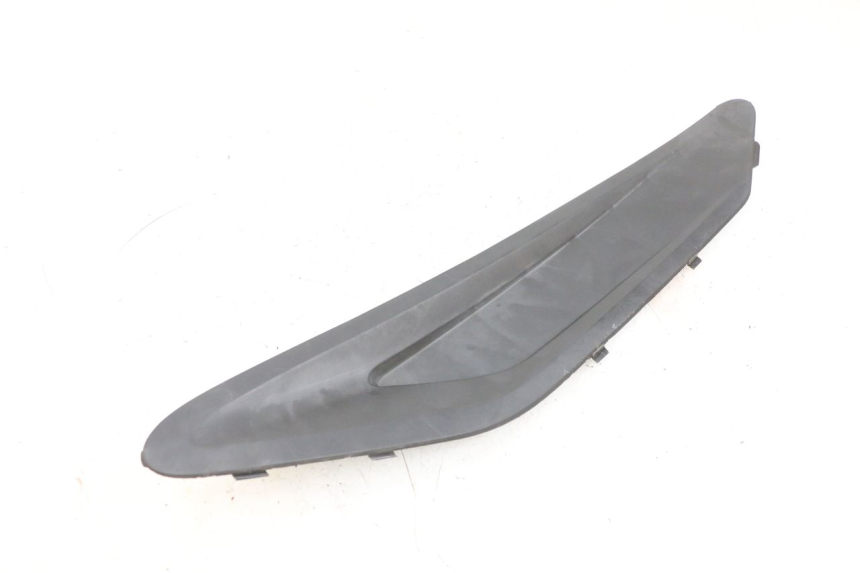 photo de TAPA REPOSAPIES CONEXION IZQUIERDA SYM GTS EVO 125 (2009 - 2013) - Vista principal