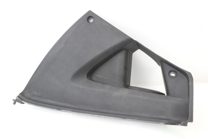 photo de TAPA REPOSAPIES CONEXION IZQUIERDA PEUGEOT JET FORCE CARBU 50 (2003 - 2016)
