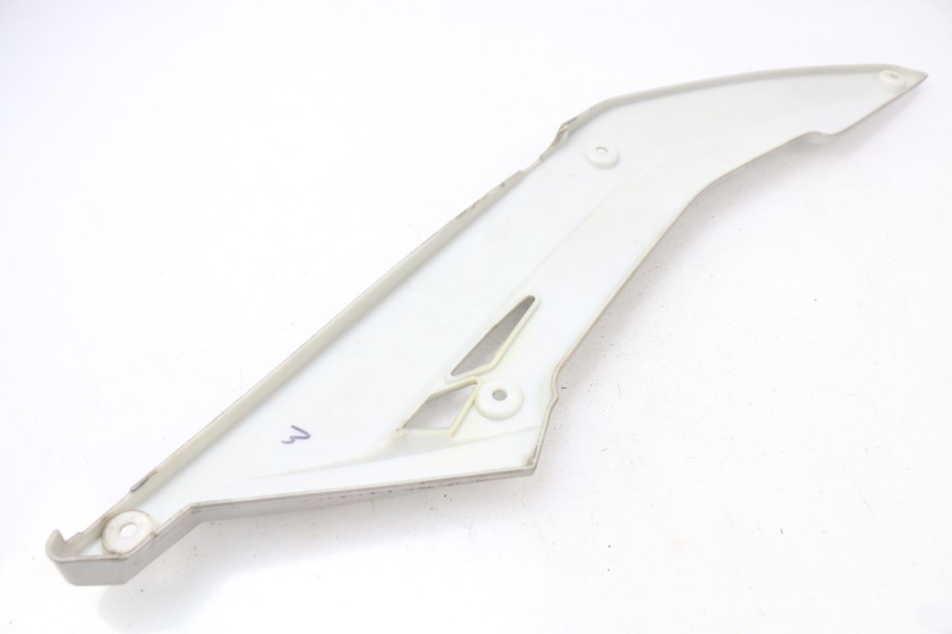 photo de TAPA REPOSAPIES CONEXION IZQUIERDA RAZZO STEED 125 (2012 - 2018)