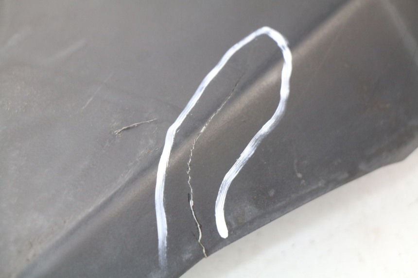 photo de TAPA REPOSAPIES CONEXION IZQUIERDA YAMAHA X-MAX XMAX 125 (2010 - 2014)