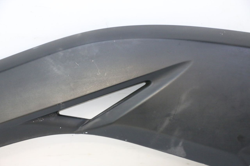 photo de TAPA REPOSAPIES CONEXION IZQUIERDA YAMAHA X-MAX XMAX 125 (2010 - 2014)