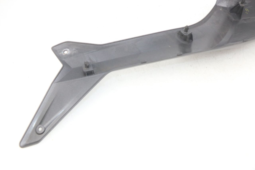 photo de TAPA REPOSAPIES CONEXION IZQUIERDA YAMAHA XP T-MAX TMAX ABS 530 (2012 - 2015)