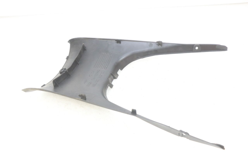 photo de CONEXIÓN DEL ESCALÓN HONDA FES S-WING SWING ABS 125 (2007 - 2015)