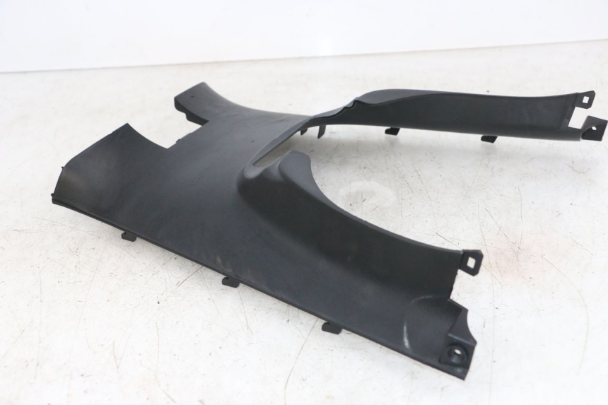 photo de TAPA REPOSAPIES CONEXION KYMCO DINK STREET ABS 125 (2011 - 2018)