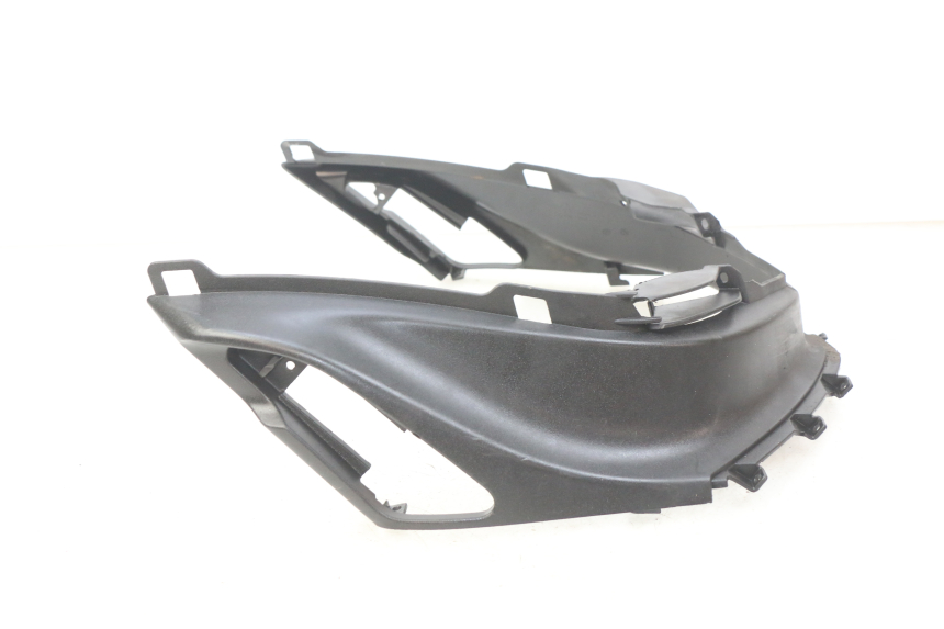 photo de CONEXIÓN DEL ESCALÓN PIAGGIO LIBERTY IGET S 125 (2016 - 2020)