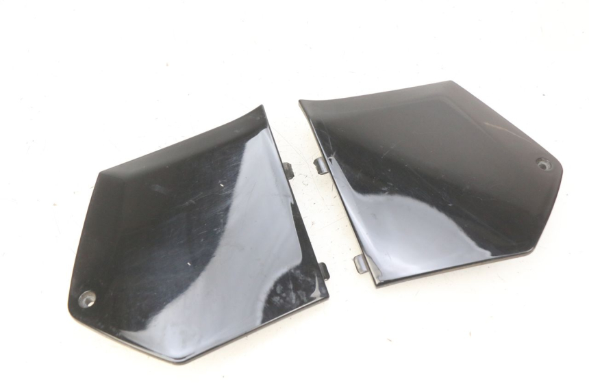 photo de CONEXIÓN DEL ESTRIBO PIAGGIO MP3 500 (2011 - 2015)