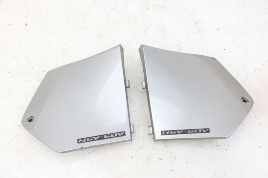 photo de CONEXIÓN DEL ESCALÓN PIAGGIO MP3 500 (2014 - 2016)