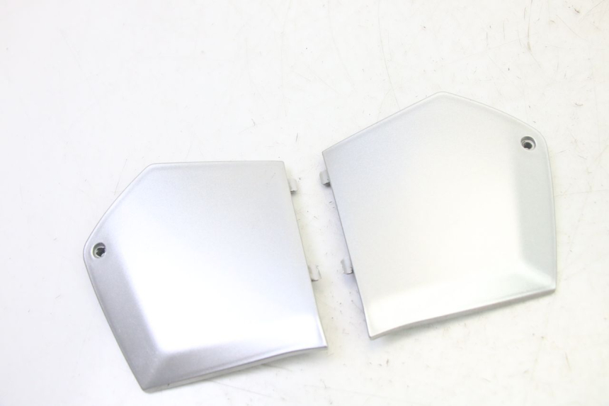 photo de CONEXIÓN DEL ESCALÓN PIAGGIO MP3 RL 250 (2007 - 2010)