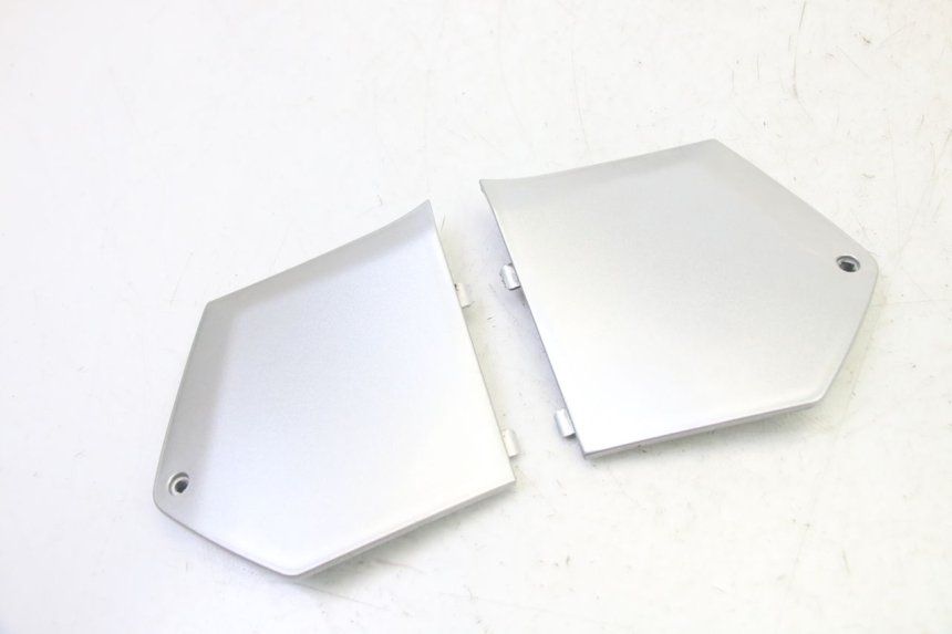 photo de CONEXIÓN DEL ESCALÓN PIAGGIO MP3 RL 250 (2007 - 2010)