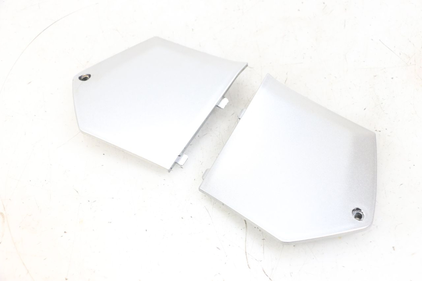 photo de CONEXIÓN DEL ESCALÓN PIAGGIO MP3 RL 250 (2007 - 2010) - Vista principal