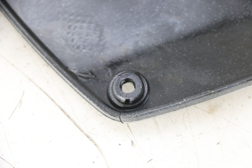 photo de CONEXIÓN DEL ESCALÓN PIAGGIO MP3 RL 250 (2007 - 2010) - Zoom estado de uso