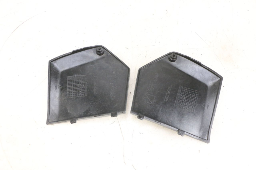 photo de CONEXIÓN DEL ESCALÓN PIAGGIO MP3 RL 250 (2007 - 2010) - Primer plano técnico