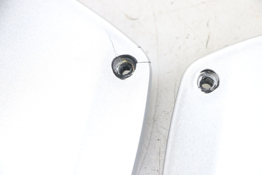 photo de CONEXIÓN DEL ESCALÓN PIAGGIO MP3 RL 250 (2007 - 2010) - Vista general del producto