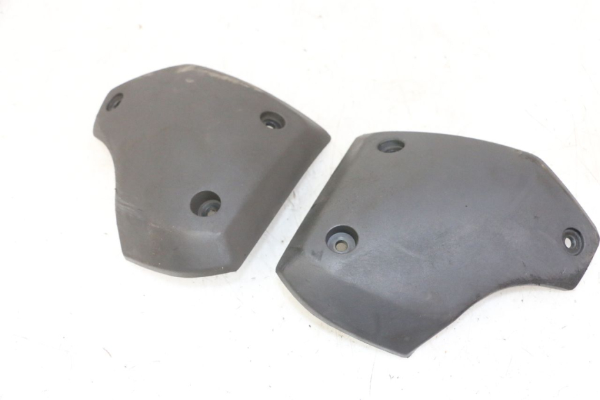 photo de TAPA REPOSAPIES CONEXION PEUGEOT STREETZONE I 2T 50 (2018 - 2020)