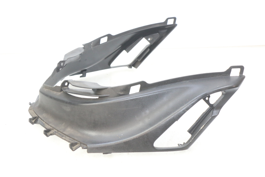 photo de CONEXIÓN DEL ESCALÓN PIAGGIO LIBERTY IGET S 125 (2016 - 2020)