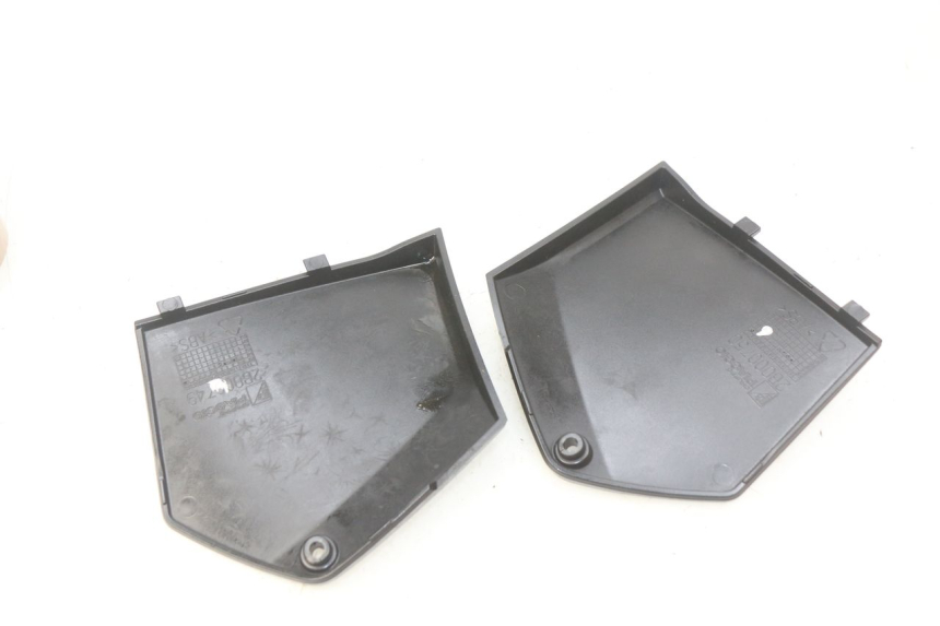 photo de CONEXIÓN DEL ESCALÓN PIAGGIO MP3 500 (2014 - 2016)
