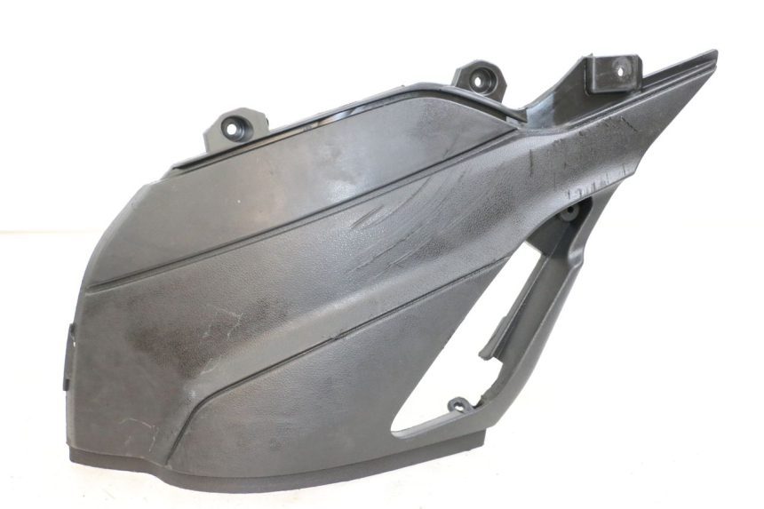 photo de TAPA REPOSAPIES CONEXION PIAGGIO NEW TYPHOON 50 (2018 - 2021)