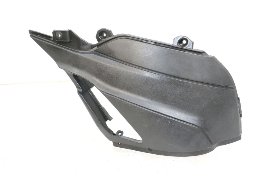 photo de TAPA REPOSAPIES CONEXION PIAGGIO NEW TYPHOON 50 (2018 - 2021)