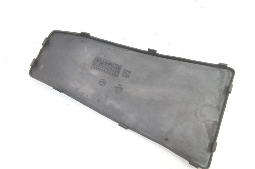 photo de CONEXIÓN DEL ESCALÓN PIAGGIO VESPA S 2T 50 (2007 - 2014)