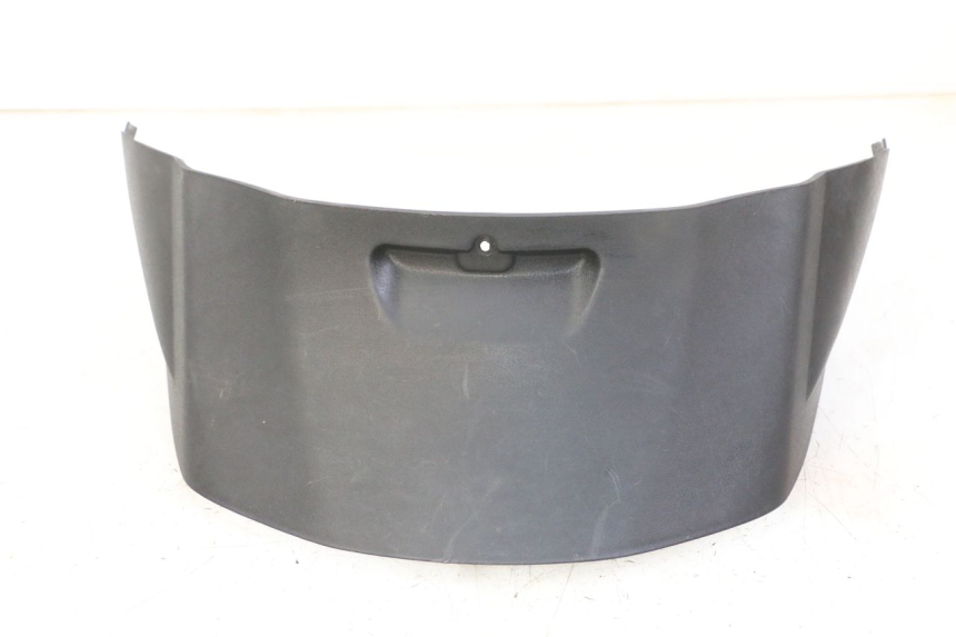 photo de TAPA REPOSAPIES CONEXION PIAGGIO ZIP 4T 50 (2018 - 2020)