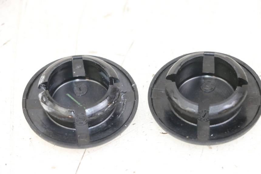 photo de TAPA REPOSAPIES CONEXION ROYAL ENFIELD SCRAM 411 (2022 - 2024)
