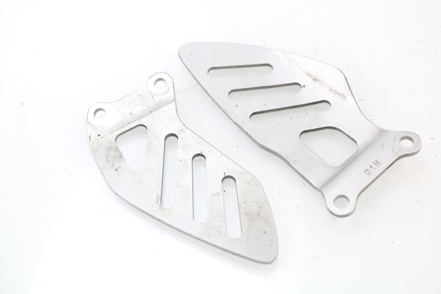 photo de TAPA REPOSAPIES CONEXION SUZUKI GSX-R GSXR 600 (2008 - 2010)