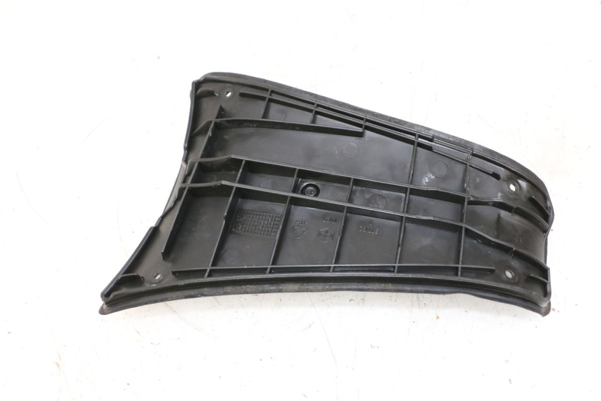 photo de CONEXIÓN DEL ESCALÓN PIAGGIO VESPA GTS SUPER IE 125 (2009 - 2016) - Detalle de la pieza