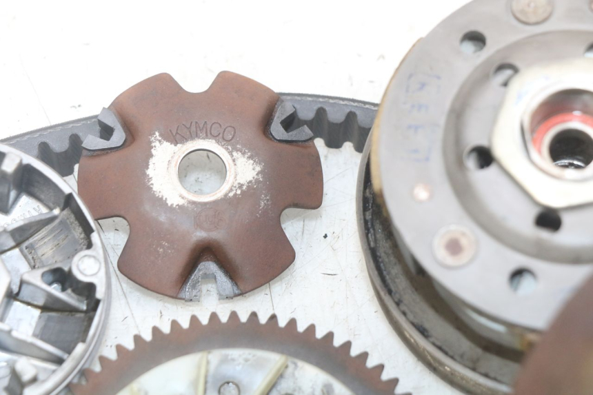 photo de KIT EMBRAGUE VARIADOR KYMCO AGILITY 4T 50 (2005 - 2018)