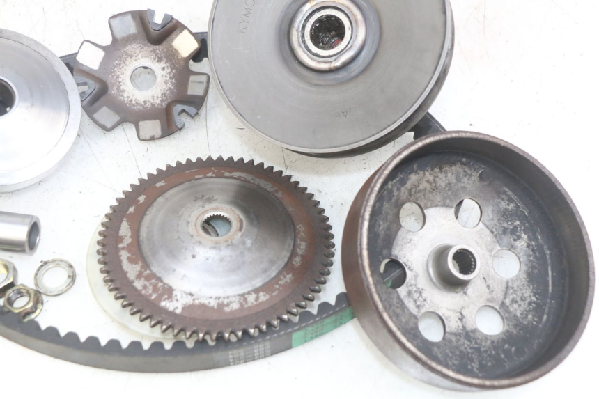 photo de KIT EMBRAGUE VARIADOR KYMCO AGILITY 4T 50 (2005 - 2018)