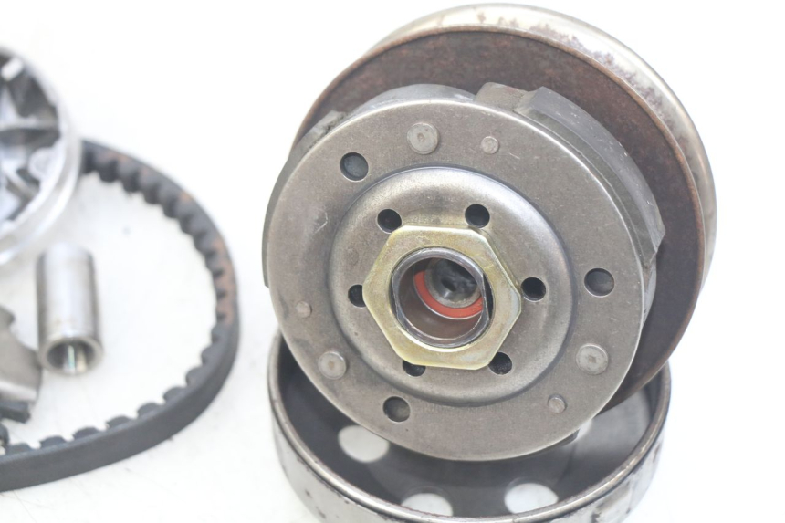 photo de KIT EMBRAGUE VARIADOR KREIDLER FLORY CLASSIC 4T 50 (2013 - 2023)