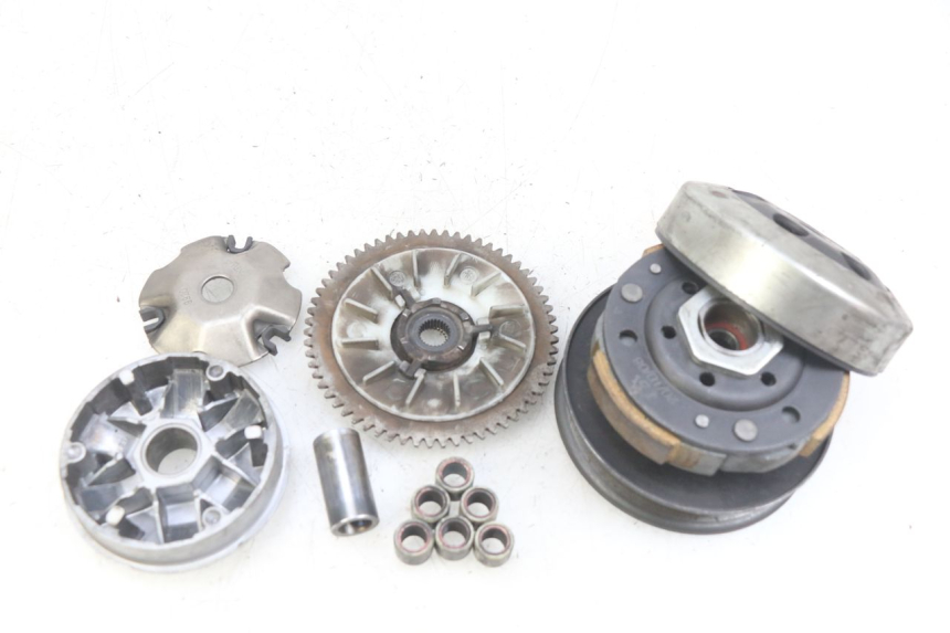 photo de KIT EMBRAGUE VARIADOR UNIVERSAL BIKE RETRO 50 (2019 - 2023)