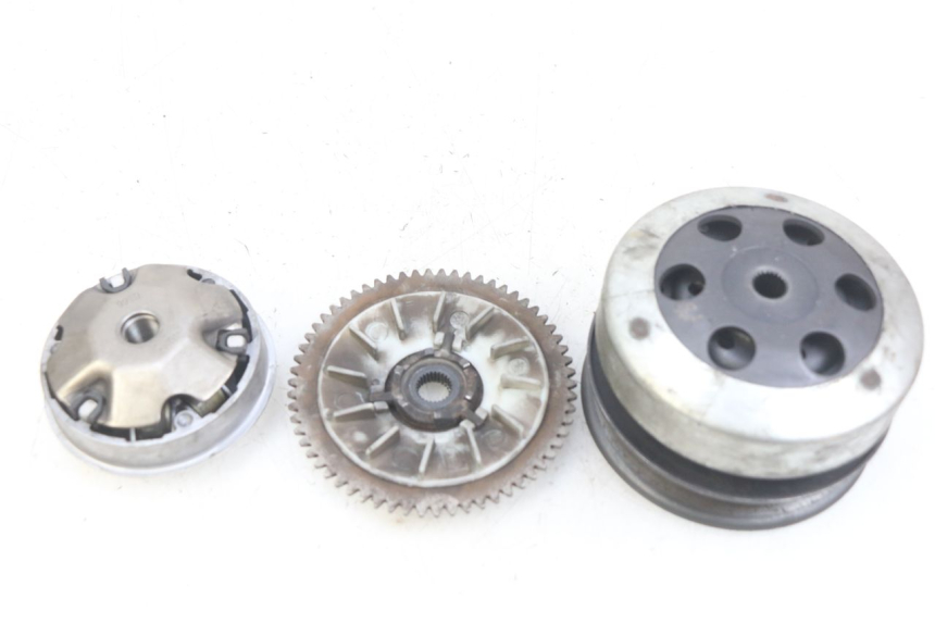 photo de KIT EMBRAGUE VARIADOR UNIVERSAL BIKE RETRO 50 (2019 - 2023)