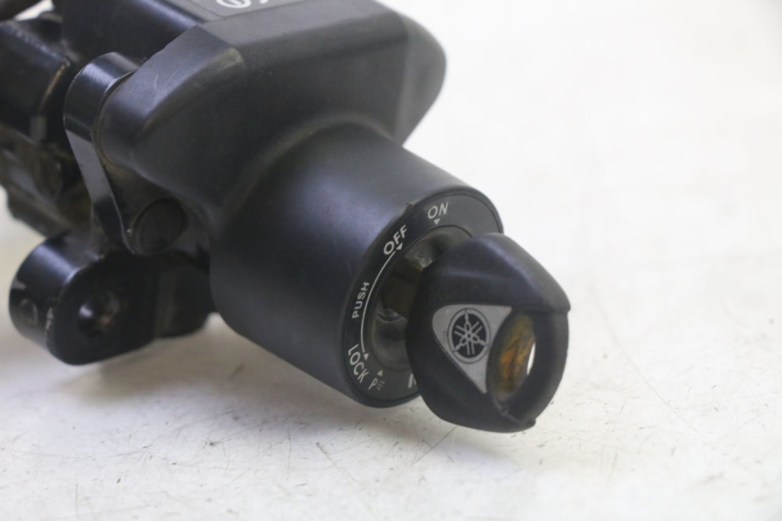 photo de KIT DE CERRADURA CLAVE CDI NEIMAN YAMAHA FZ6 N FAZER 600 (2004 - 2006)