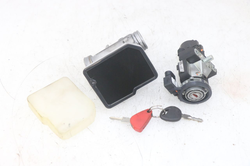 photo de KIT DE LLAVES CDI PIAGGIO MP3 HPE 300 (2019 - 2026) - Detalle de la pieza