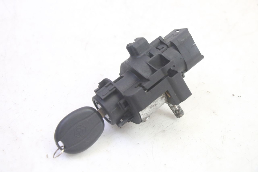 photo de KIT DE LLAVES CDI PIAGGIO MP3 500 (2016 - 2018) - Detalles de los puntos de fijación