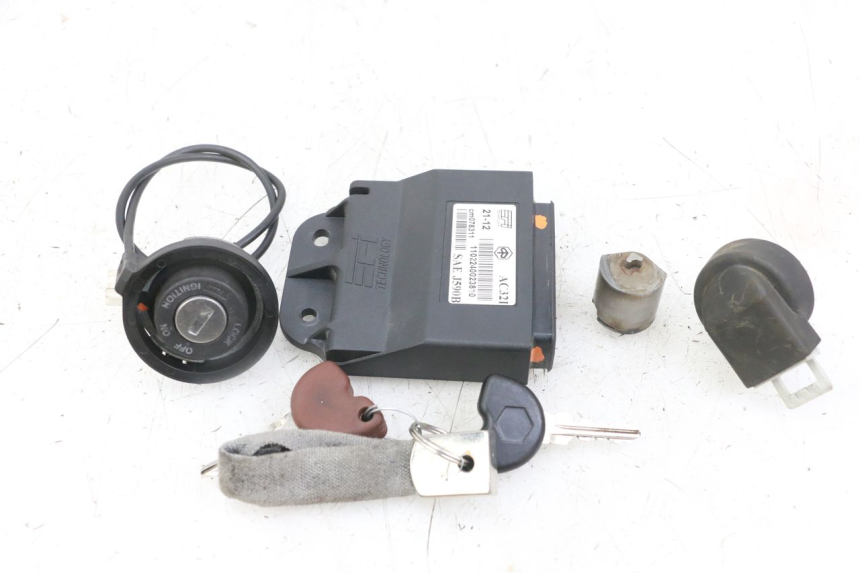 photo de KIT DE BLOQUEO LLAVE CDI NEIMAN PIAGGIO XEVO - X EVO 125 (2007 - 2016)