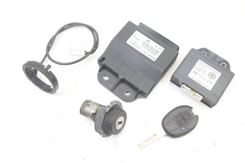 photo de KIT DE BLOQUEO LLAVE CDI NEIMAN PIAGGIO XEVO - X EVO 125 (2007 - 2016)