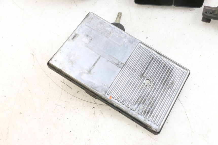 photo de KIT DE LLAVES CDI BMW R RT ABS 1200 (2010 - 2014) - Enfoque en la estructura