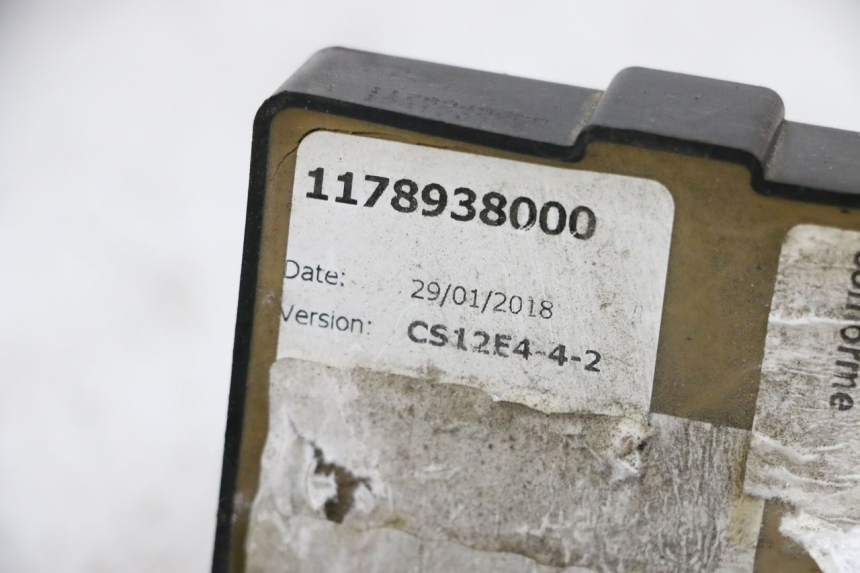 photo de KIT DE LLAVES CDI PEUGEOT SATELIS 125 (2013 - 2018) - Enfoque en la estructura