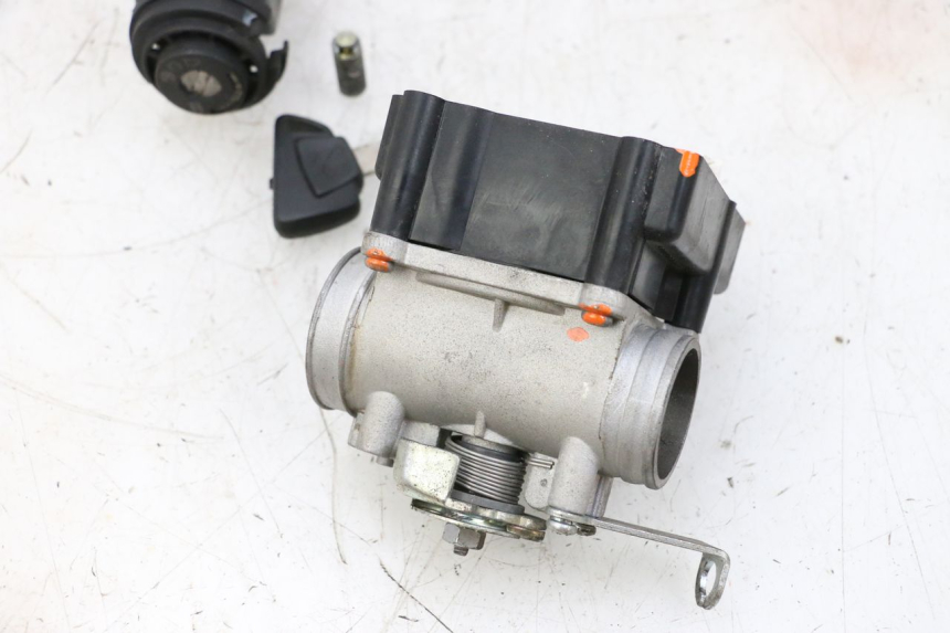 photo de KIT DE LLAVES CDI PEUGEOT SATELIS 125 (2013 - 2018) - Estado de la superficie y material