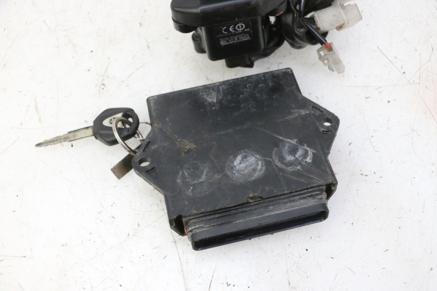 photo de KIT DE CERRADURA LLAVE CDI NEIMAN YAMAHA TDM ABS 900 (2002 - 2014)