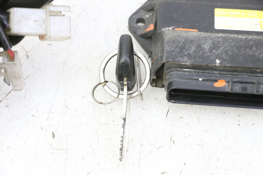 photo de KIT DE CERRADURA LLAVE CDI NEIMAN YAMAHA TDM ABS 900 (2002 - 2014)