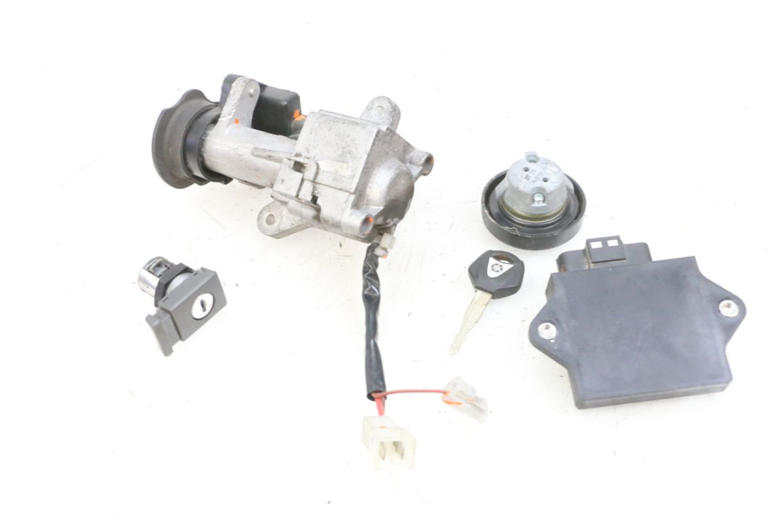 photo de KIT DE BLOQUEO LLAVE CDI NEIMAN YAMAHA X-MAX XMAX 125 (2010 - 2014) - Estado de la superficie y material