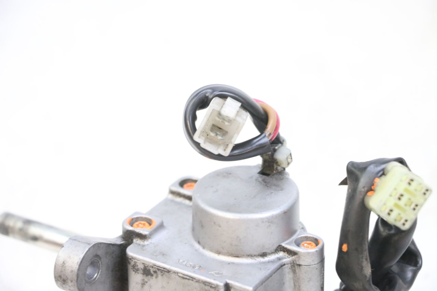 photo de KIT DE CERRADURA LLAVE CDI NEIMAN YAMAHA XMAX X-MAX 125 (2006 - 2009) - Recambio usado revisado