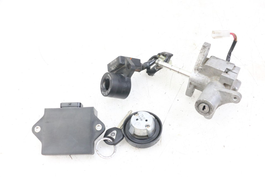 photo de KIT DE CERRADURA LLAVE CDI NEIMAN YAMAHA XMAX X-MAX 125 (2006 - 2009)